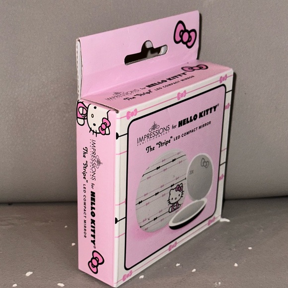 Impressions Vanity x Hello Kitty “The Stripe" LED Compact Mirror - Picture 3 of 8